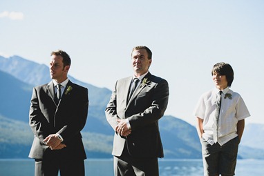 groomsmen kootenay lakeside by kootenay wedding photographer electrify photography