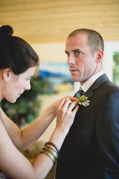 groom by kootenay wedding photographer electrify photography