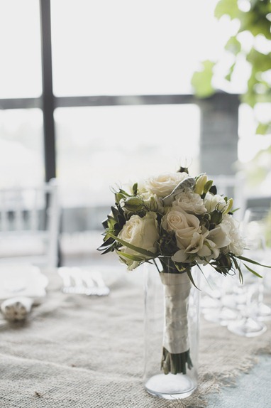 bouquet on table at vintage okanagan wedding by nelson, kelowna, bc, wedding photographer electrify photography