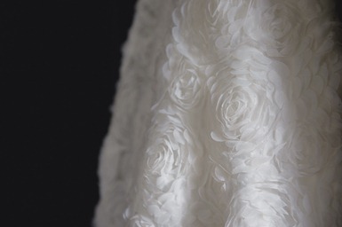 dress details by electrify photography nelson bc and kootenay wedding photographer
