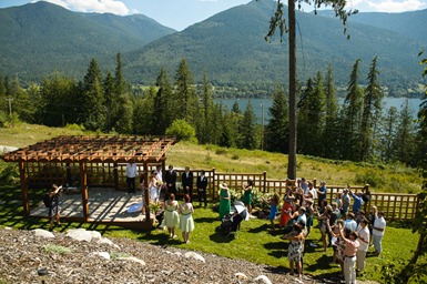 bronwyn-liam-nelson-bc-kootenay-backyard-wedding-electrify-photography-19