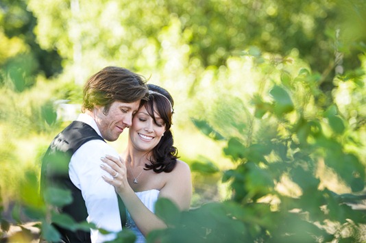bronwyn-liam-nelson-bc-kootenay-backyard-wedding-electrify-photography-33