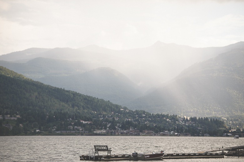 l-r-nelson-bc-kootenay-beachfront-wedding-electrify-photography-part2-30