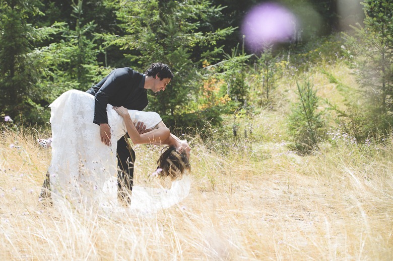 l-r-nelson-bc-kootenay-beachfront-wedding-electrify-photography-part2-4