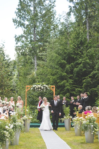 lauren-casey-rossland-bc-kootenay-wedding-electrify-photography-e-117