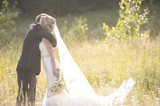 lauren-casey-rossland-bc-kootenay-wedding-electrify-photography-e-143