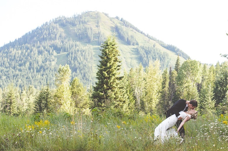 lauren-casey-rossland-bc-kootenay-wedding-electrify-photography-e-146