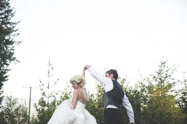 ashley-chance-dorval-nelson-bc-kootenay-wedding-electrify-photography-e-134