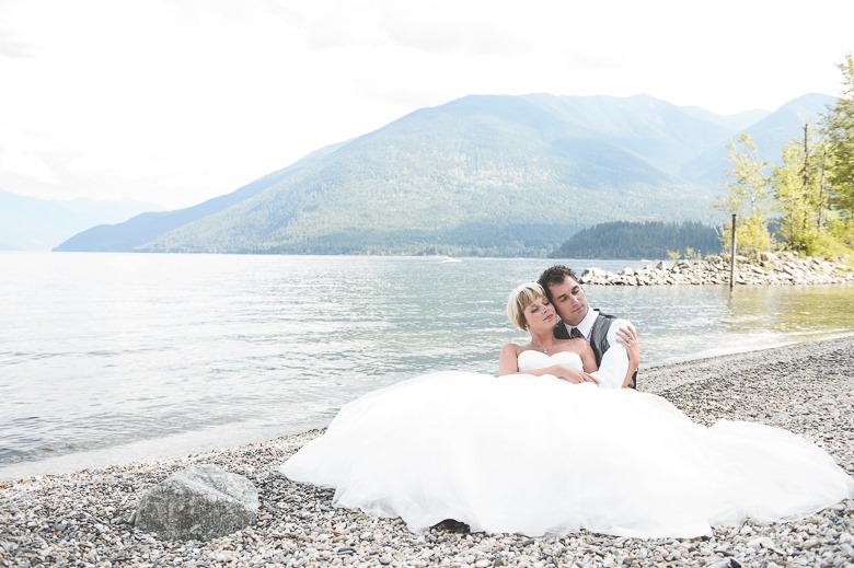 ashley-chance-dorval-nelson-bc-kootenay-wedding-electrify-photography-e-85