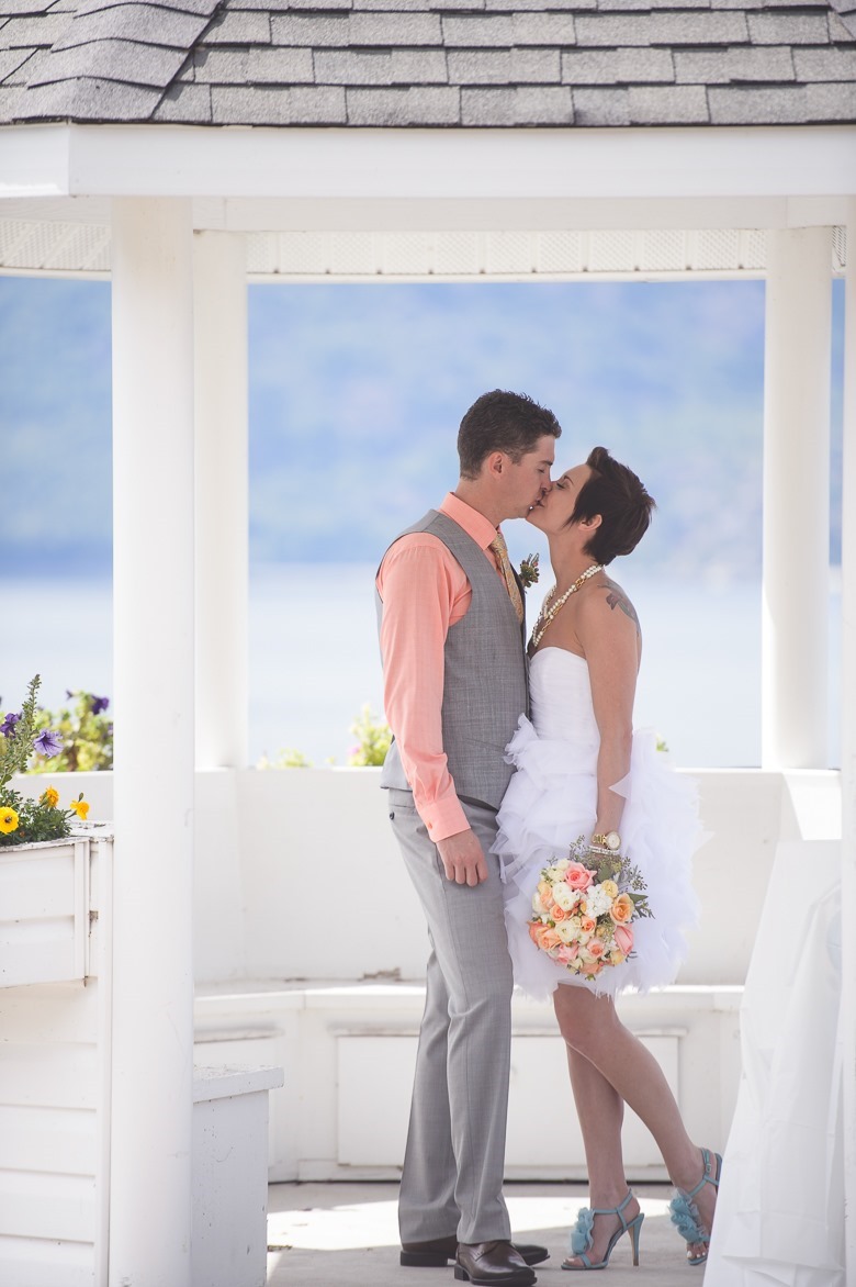 kootenay-wedding-beach-glam-intimate-lake-yacht-boat-electrify-photography-nelson-bc-100