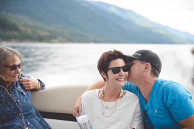 kootenay-wedding-beach-glam-intimate-lake-yacht-boat-electrify-photography-nelson-bc-138