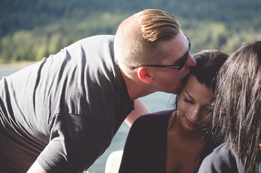 kootenay-wedding-beach-glam-intimate-lake-yacht-boat-electrify-photography-nelson-bc-164