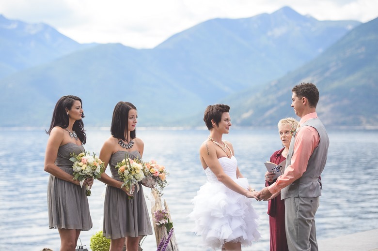 kootenay-wedding-beach-glam-intimate-lake-yacht-boat-electrify-photography-nelson-bc-37