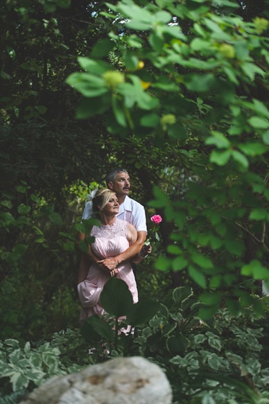 castlegar-bc-kootenay-backyard-wedding-electrify-photography-14