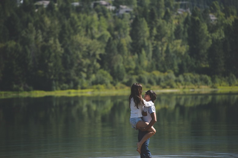 kootenay-engagement-valiant-old-car-vintage-summer-love-nelson-bc-wedding-electrify-photography-20