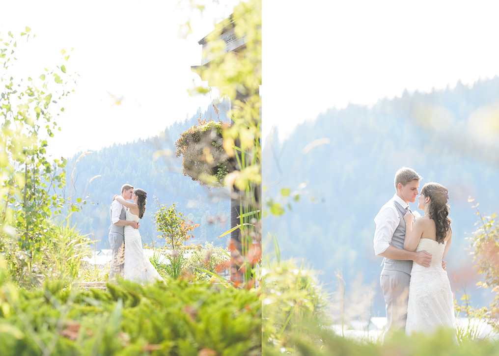 A romantic gazebo in Nelson, BC by Kootenay wedding photographer Electrify Photography