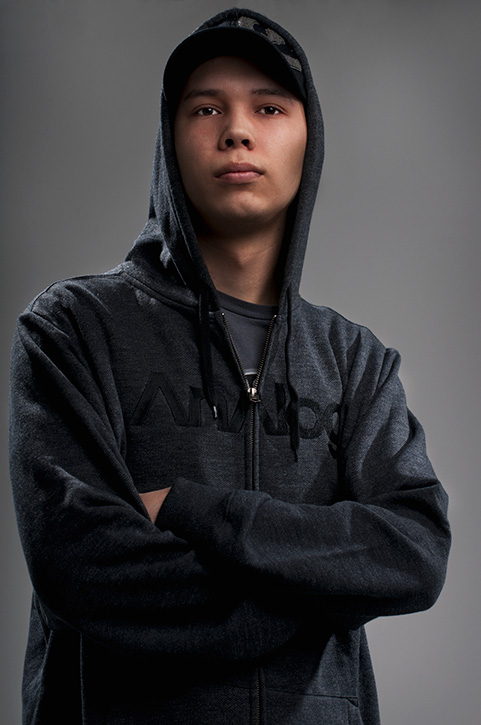 Nelson Hunter promo photo color by Electrify Photography